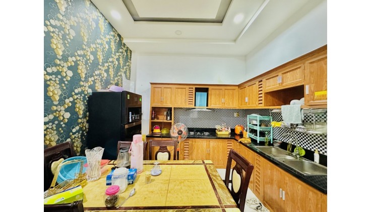 Bán Nhà Huỳnh Thiện Lộc - 4x16m - HXH Tránh Kinh Doanh - 4 tầng